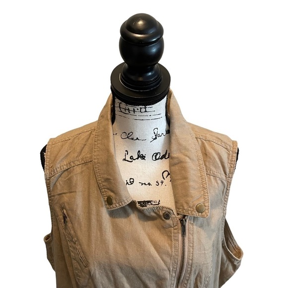 Maurices Asymmetrical Zip Vest Tan Brown Khaki Plus Size 3XL Safari Linen NWT - Picture 10 of 16